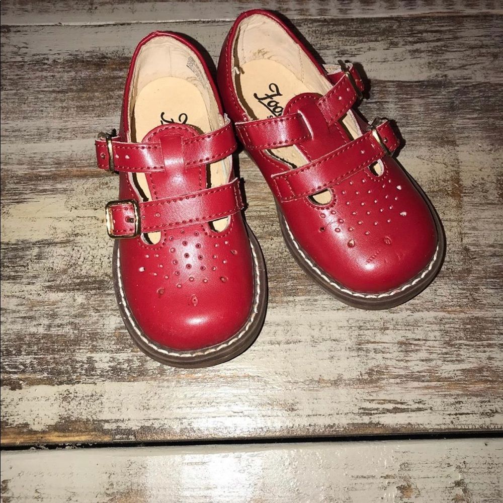Footnotes Classic Danielle Size 5